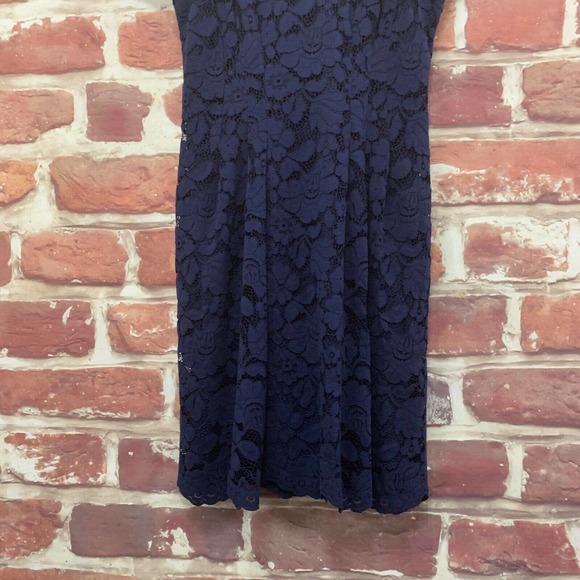 VINCE CAMUTO WOMEN'S COBALT BLUE FLORAL LACE ZIP UP COCKTAIL DRESS - Picture 4 of 8